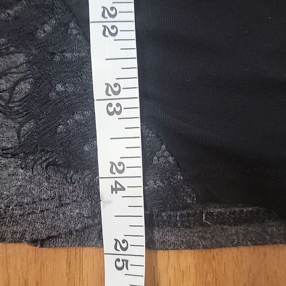 Loveappella long sleeved top Size L - Picture 12 of 12